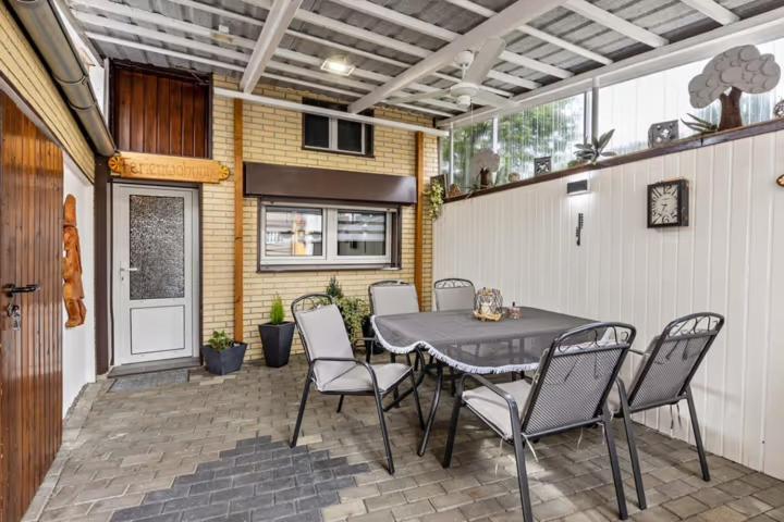 Christels Ferienwohnung 2 In Thale Mit Ueberdachter Terrasse, Kueche Mit Tv & Geschirrspueler Eksteriør bilde