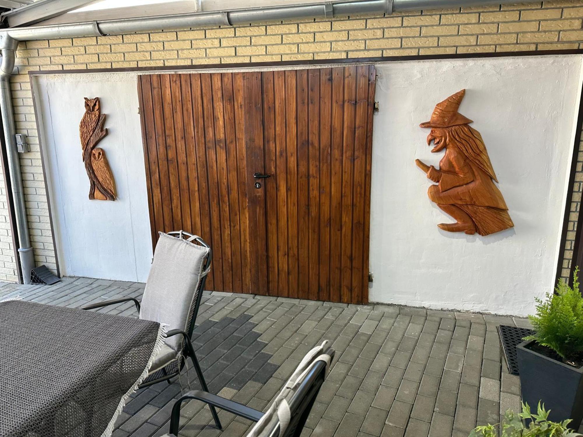 Christels Ferienwohnung 2 In Thale Mit Ueberdachter Terrasse, Kueche Mit Tv & Geschirrspueler Eksteriør bilde