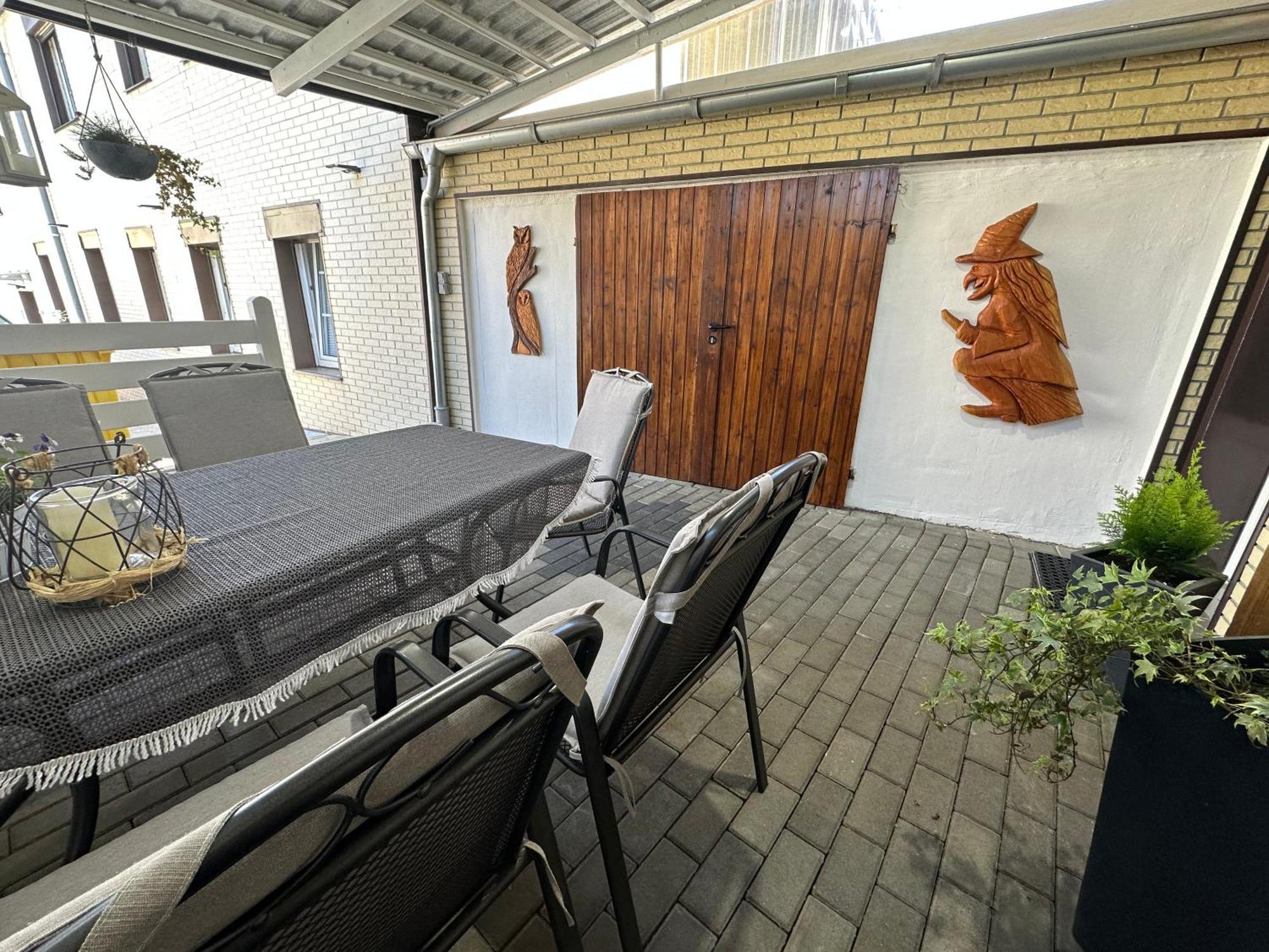 Christels Ferienwohnung 2 In Thale Mit Ueberdachter Terrasse, Kueche Mit Tv & Geschirrspueler Eksteriør bilde
