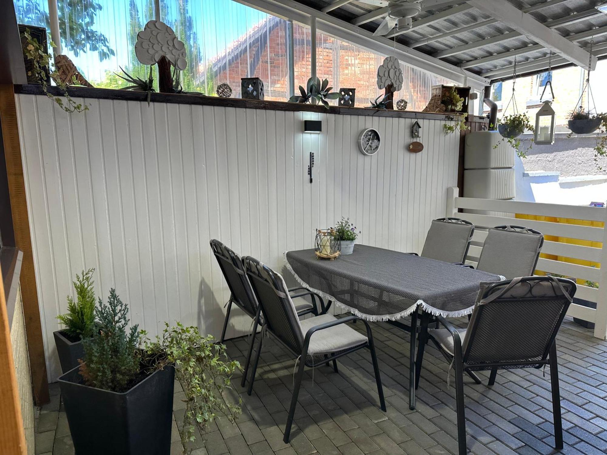 Christels Ferienwohnung 2 In Thale Mit Ueberdachter Terrasse, Kueche Mit Tv & Geschirrspueler Eksteriør bilde
